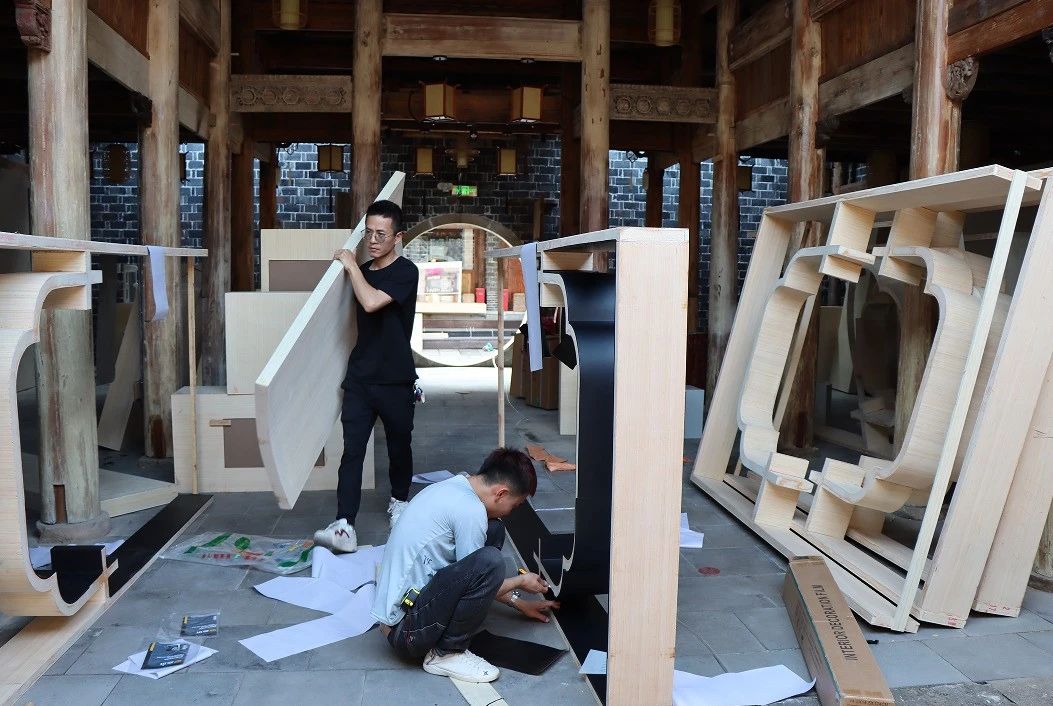 1744855458524214.jpg 2.jpg